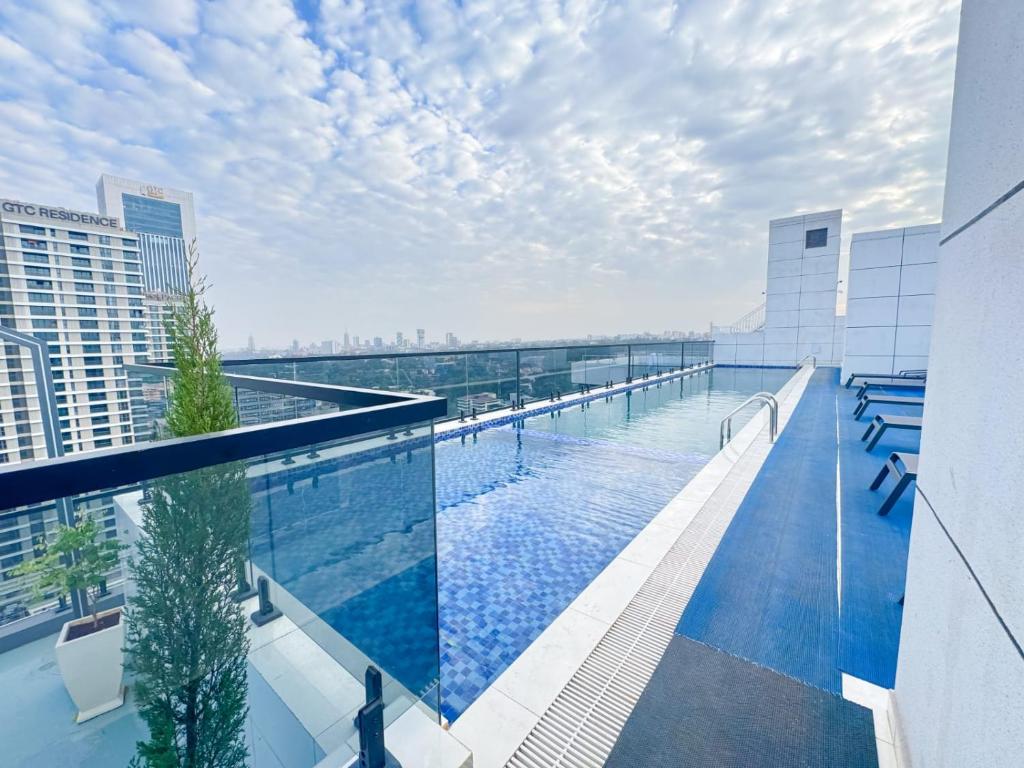 Danaff Towers Apartment